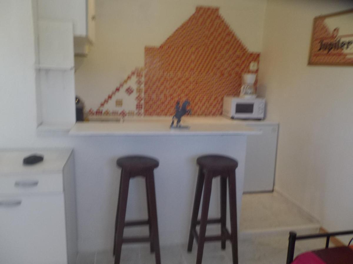 Auberge Des Garrigues Nîmes Exterior foto