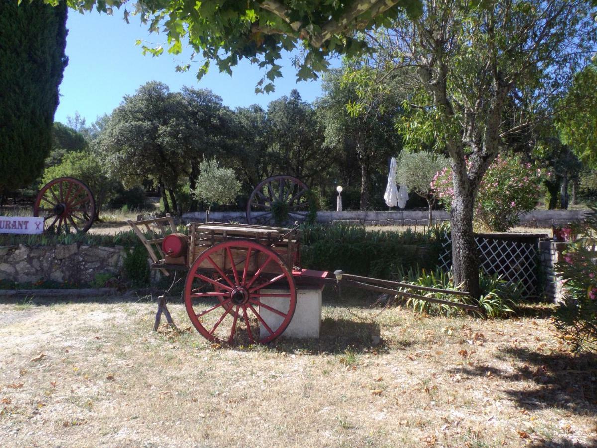 Auberge Des Garrigues Nîmes Exterior foto